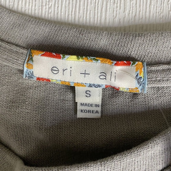 Anthropologie Eri + Ali NWT Taupe Long Sleeve Cotton Blouse Size Small. - Picture 6 of 11